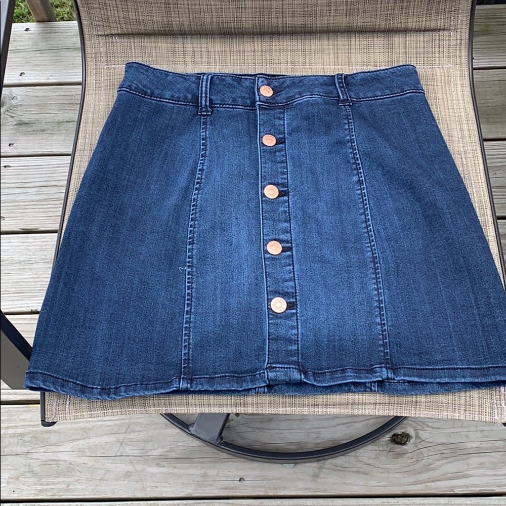Jeans Skirt NWT celebrity Pink size 7/28